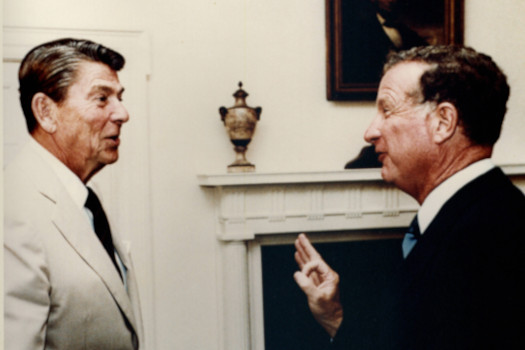Lagomarsino talking with President Reagan at White House.