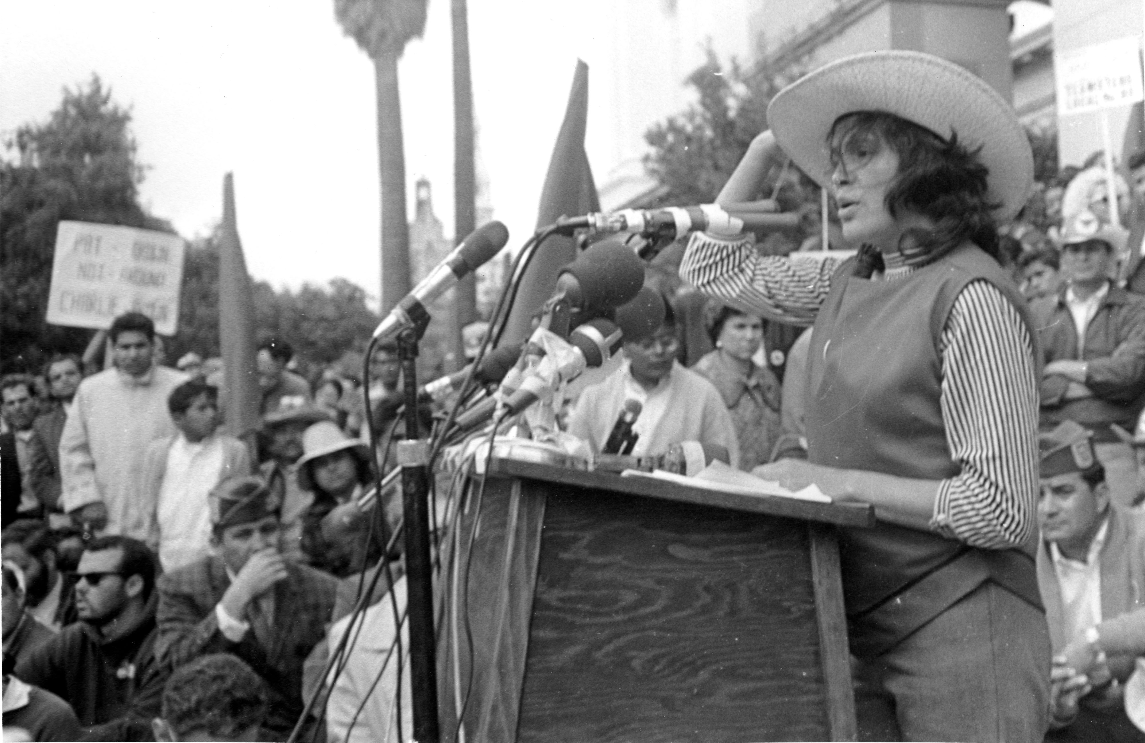 Dolores Huerta addressing an ecstatic audience